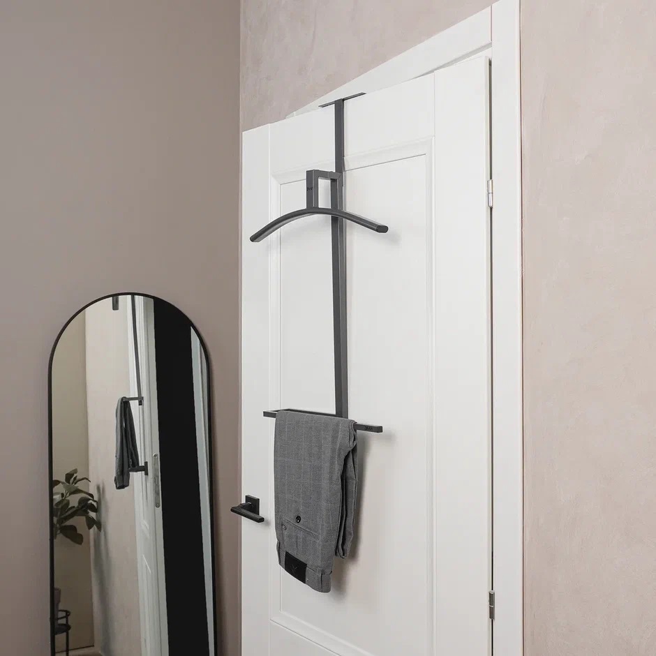 Вешалка надверная/настенная "Торонто 12" шир.440мм Графит ВКНТ12 ГР ("ЗМИ") *1 Вешалка надверная/настенная "Торонто 12" шир.440мм Графит ВКНТ12 ГР ("ЗМИ") *1