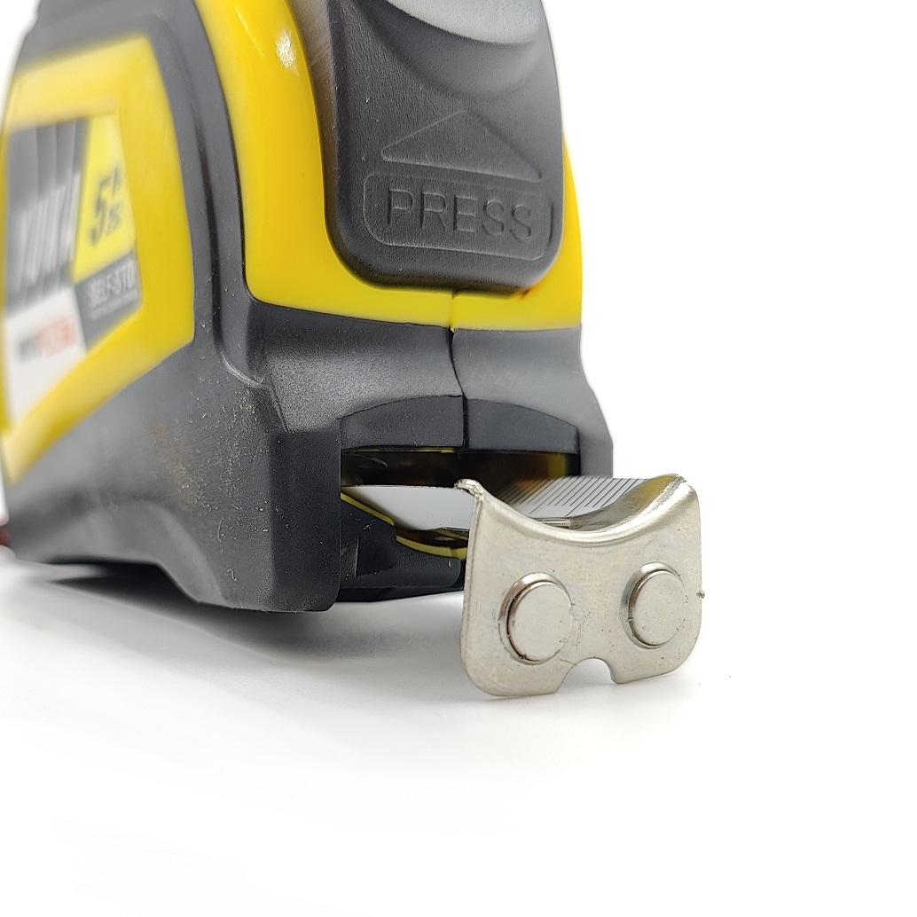 Рулетка 5м х19мм резино-пластик корпус стальн.лента автостоп магнит артYK005190M Novocraft*1/12/120