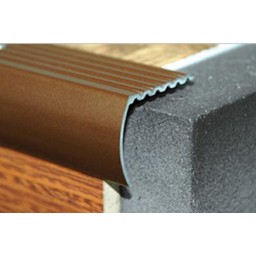 Порог-угол внешний 30х27х1350 мм Лука ПУ 04, вишня