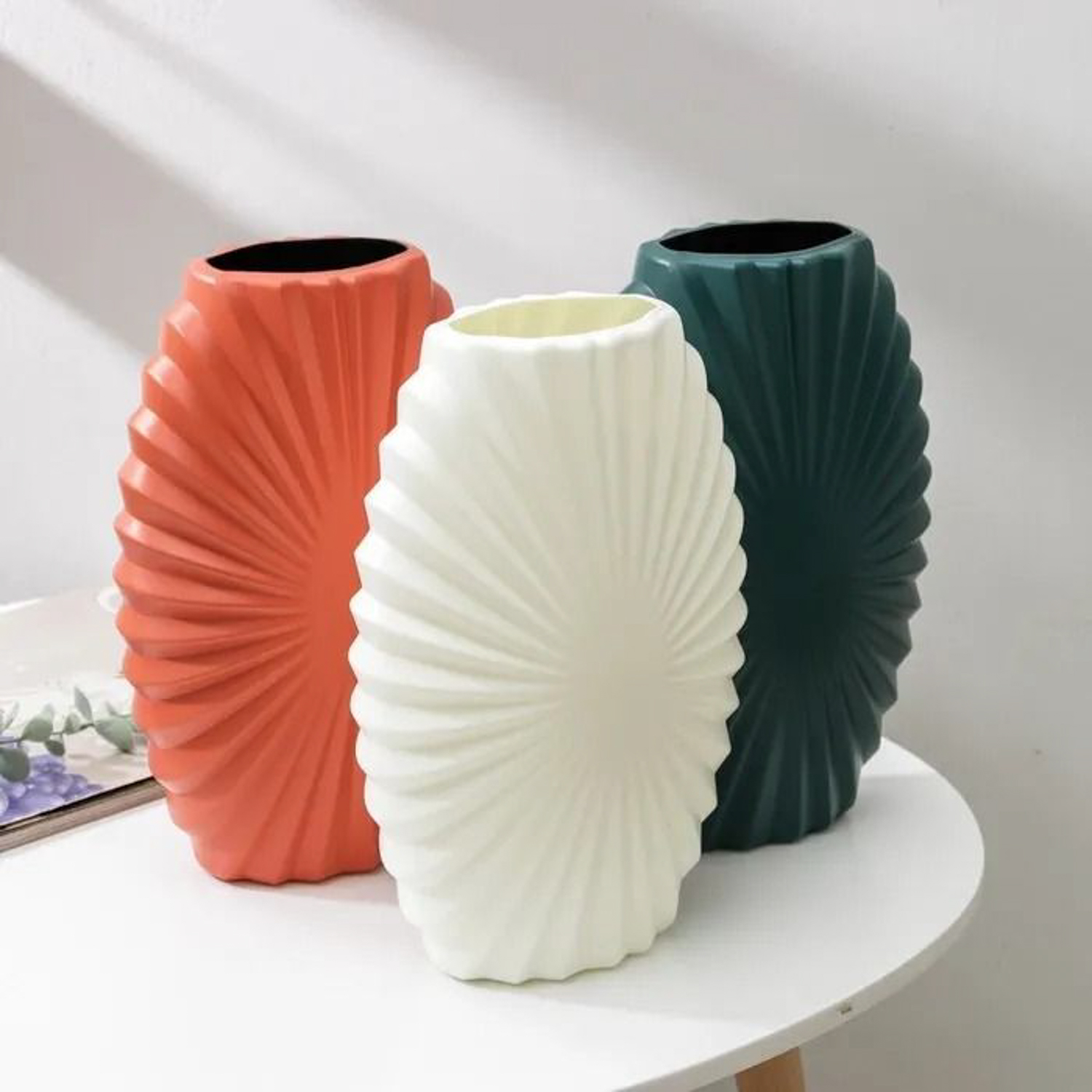 Ваза для цветов 9х18х27,5см, цвет МИКС   7560885 Ваза для цветов 9х18х27,5см, цвет МИКС   7560885